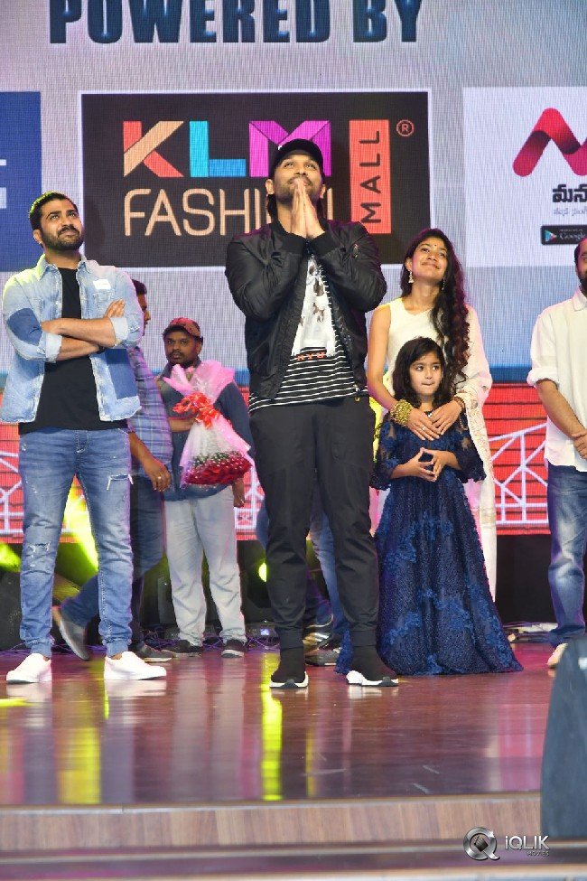 Padi-Padi-Leche-Manasu-Movie-Pre-Release-Event